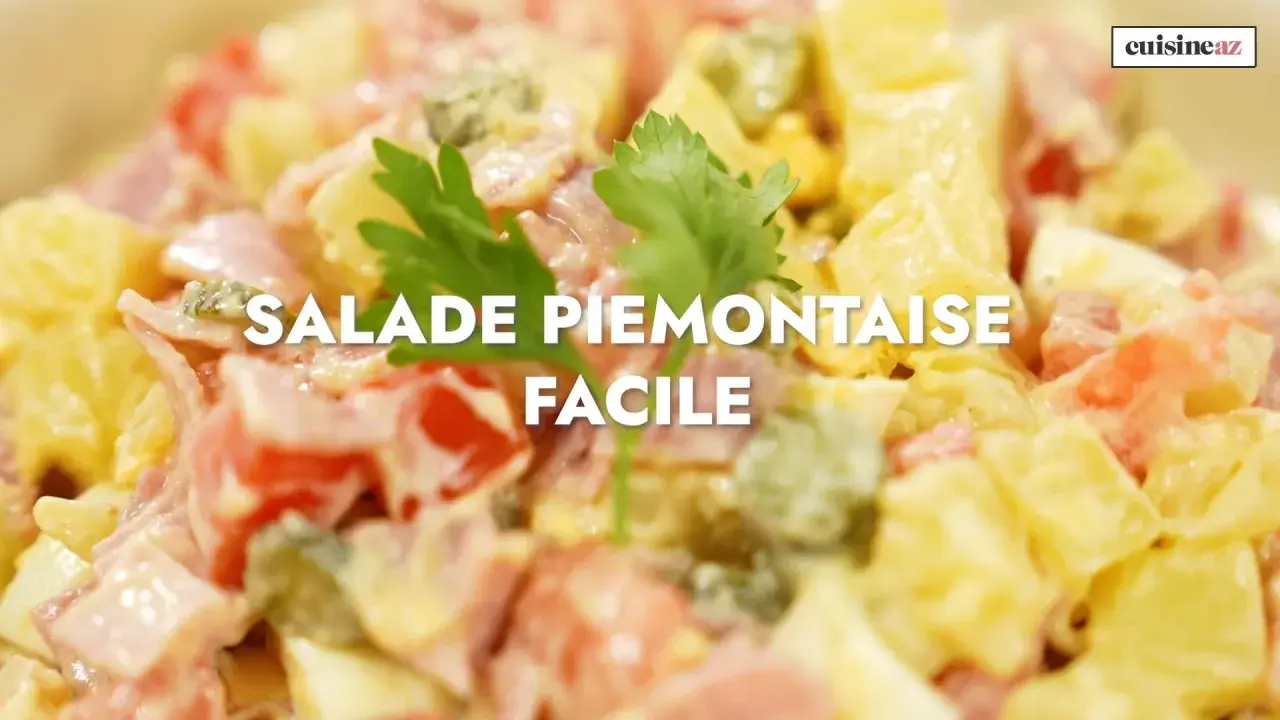 Une salade piémontaise facile et savoureuse, garnie de persil frais. La vraie recette pour un délice estival.