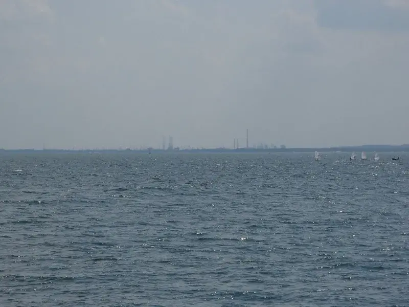 Czy Bornholm widać z Kołobrzegu? Prawda i zaskakujące wyjątki.