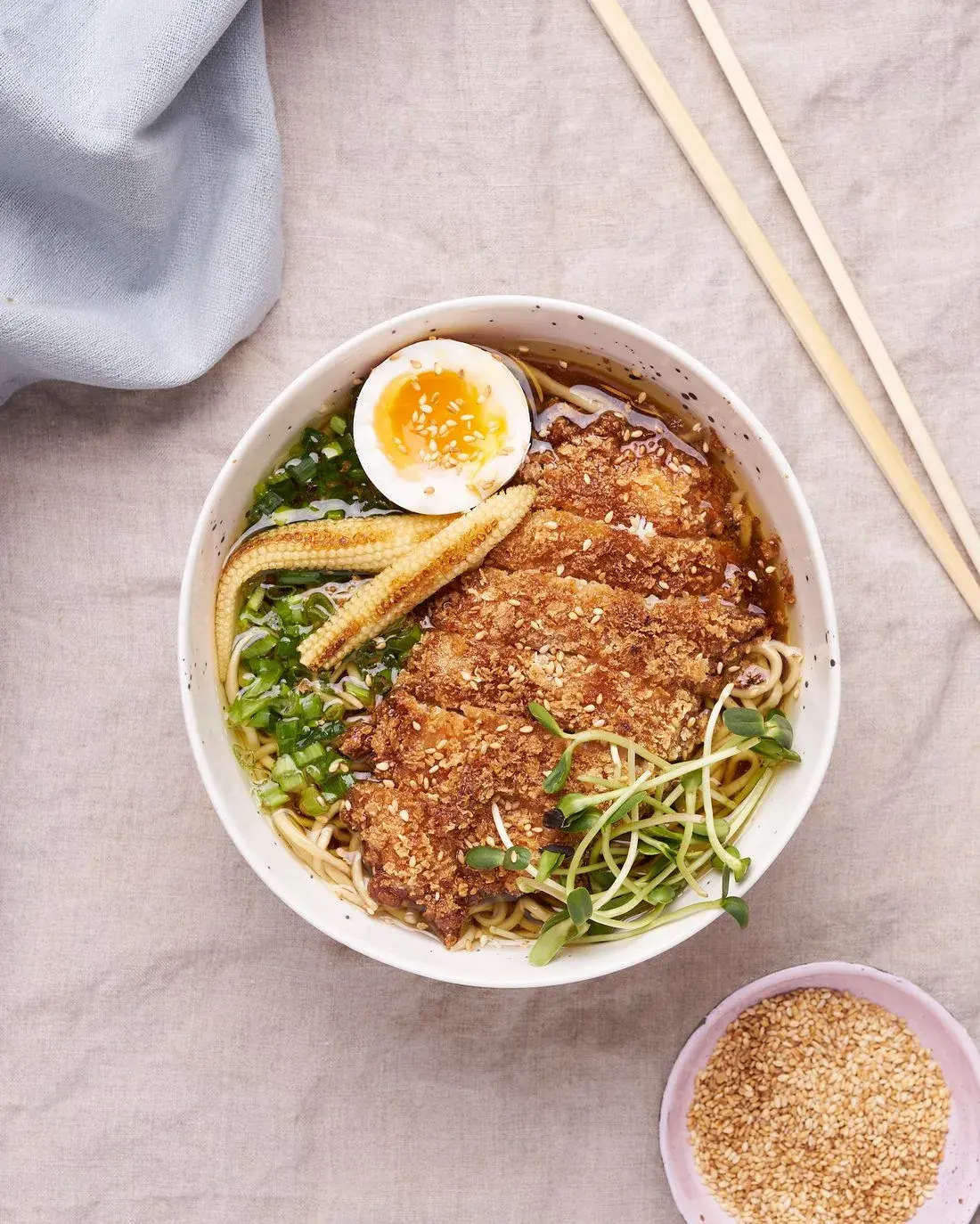 Jak ugotować makaron ramen idealnie? Proste kroki i porady dla początkujących