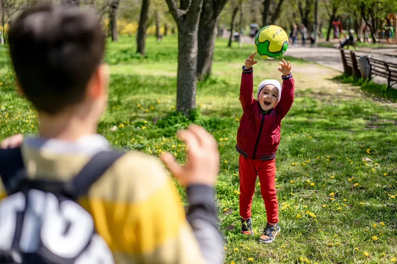 Cwiczenia sensoryczne dla 3 latka, które wspierają rozwój i zabawę