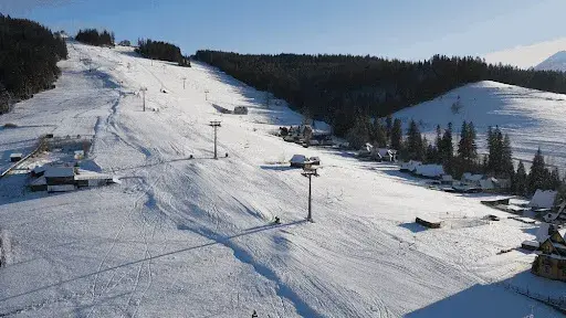 Małe Ciche: Narty, szlaki i bacówki. Poczuj autentyczne Tatry!