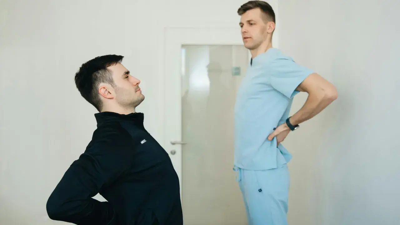 Fizjoterapeuta: ile kosztuje wizyta? Cennik, NFZ i jak wybrać?
