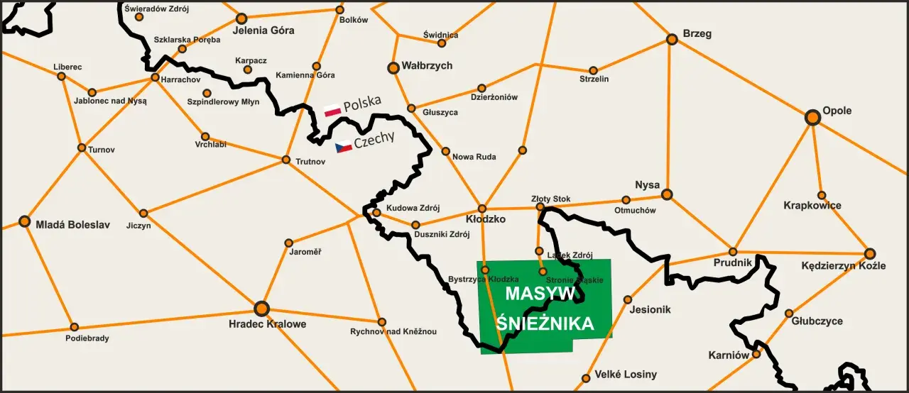 Mapa przedstawia sieć dróg i miast w rejonie Masywu Śnieżnika, łącząc polskie i czeskie miejscowości.