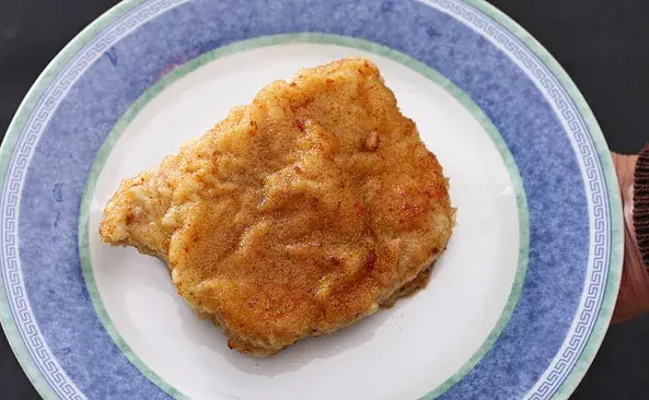 Kotlet schabowy: Kalorie od 165 do 500+? Sprawdź, jak jeść lżej!