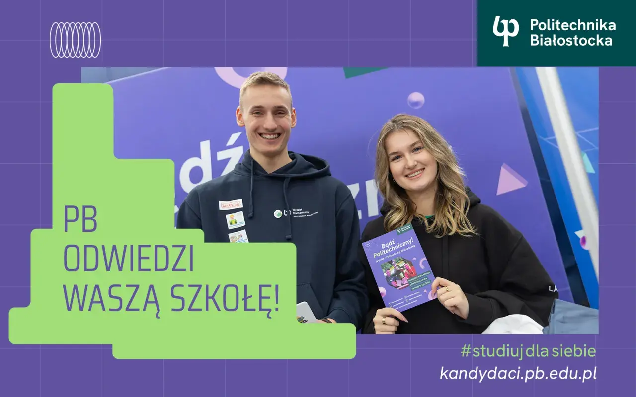 Uśmiechnięci młodzi ludzie, student i studentka, pozują z broszurą Politechniki Białostockiej.