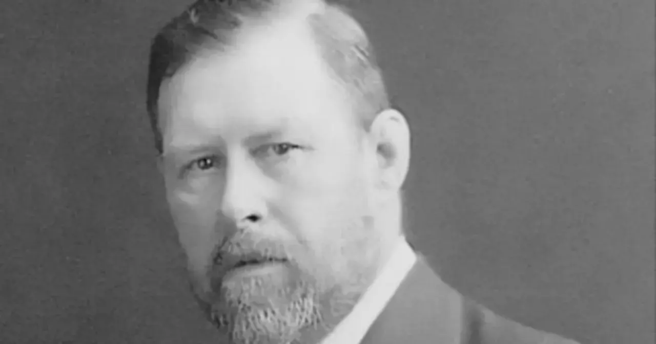 Portret mężczyzny z brodą, autora słynnych **bram stoker książki**.