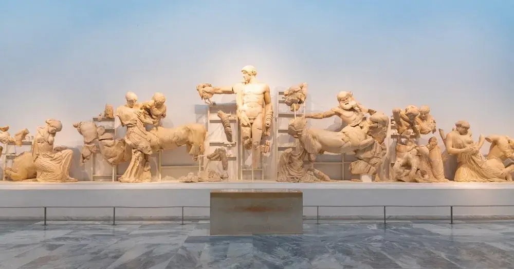 Jak powstał człowiek według mitologii greckiej? Fascynujące mity i prawdy
