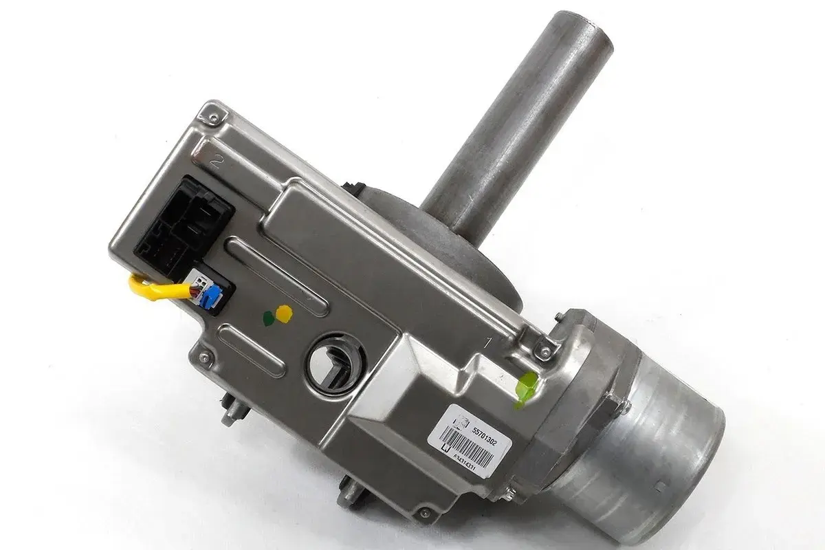 Servomotor de dirección asistida Opel, posible causa del DTC C0460-00.