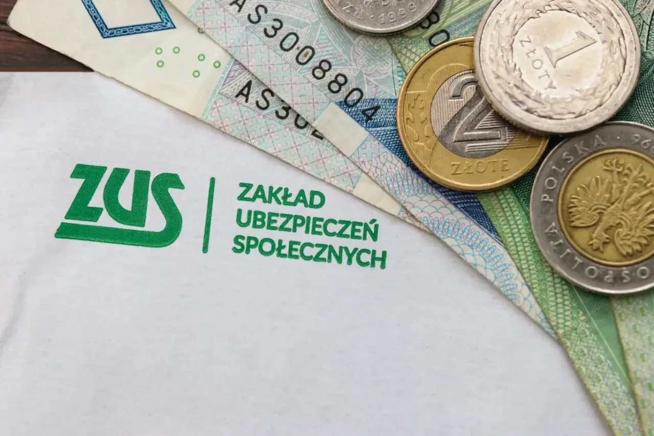 ZUS i polskie złotówki. Kończy mi się świadczenie rehabilitacyjne, co dalej?