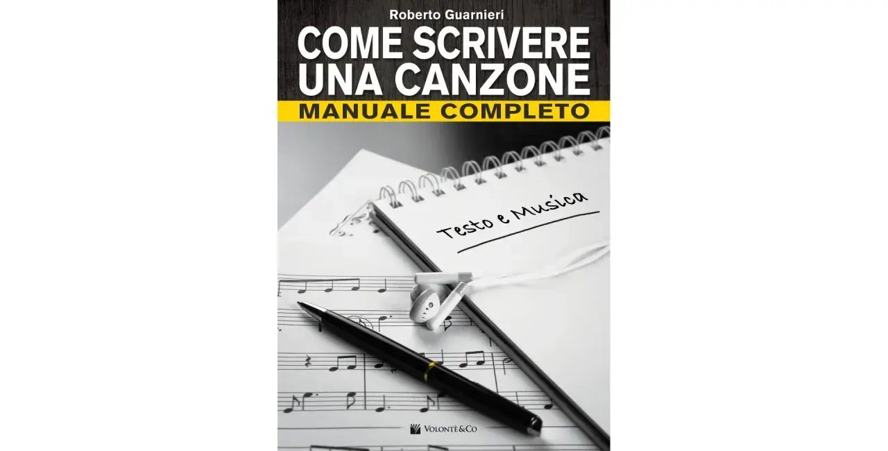 Manuale per scrivere canzoni: spartito, quaderno con "Testo e Musica", penna e auricolari. Ideale per chi ama le canzoni da inventare.
