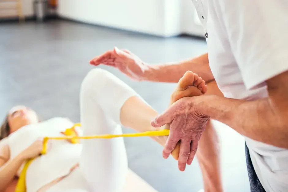 Czy na rehabilitację prywatnie potrzebne jest skierowanie? Odpowiedź, która zaskoczy