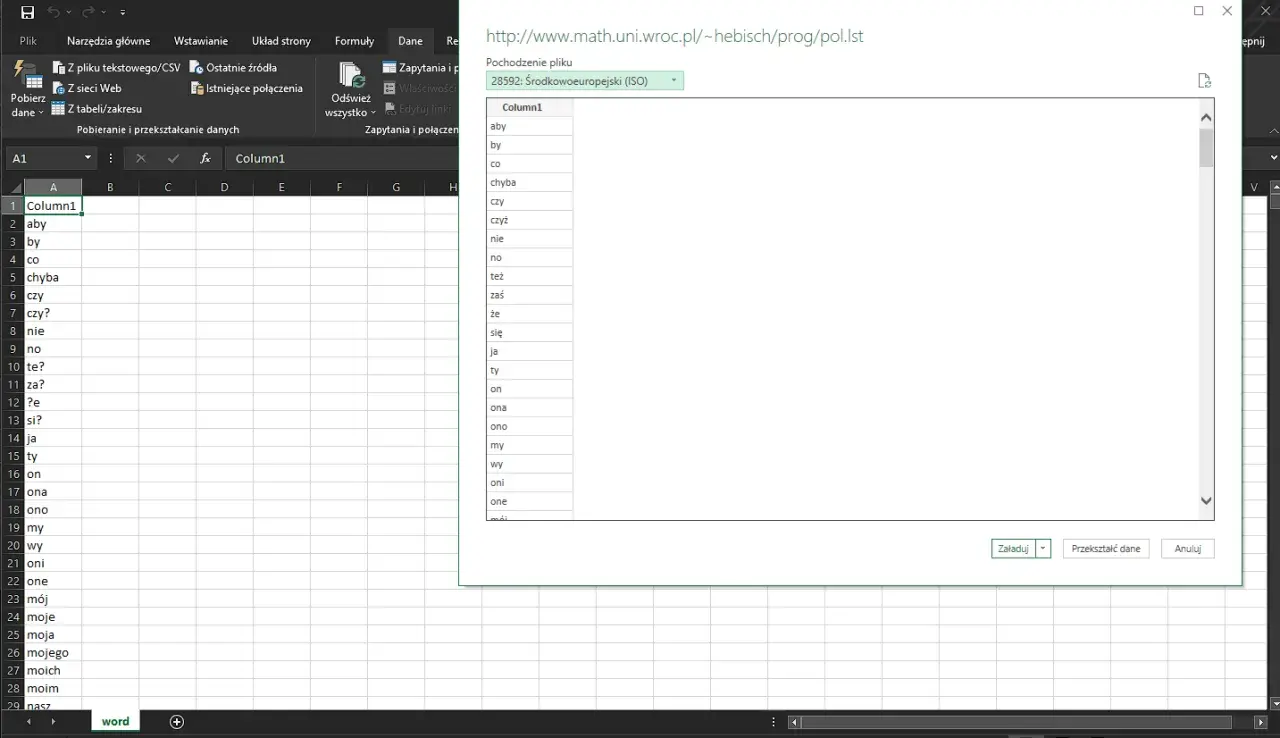 Excel pokazuje, jak utworzyć plik CSV, importując dane z listy słów.
