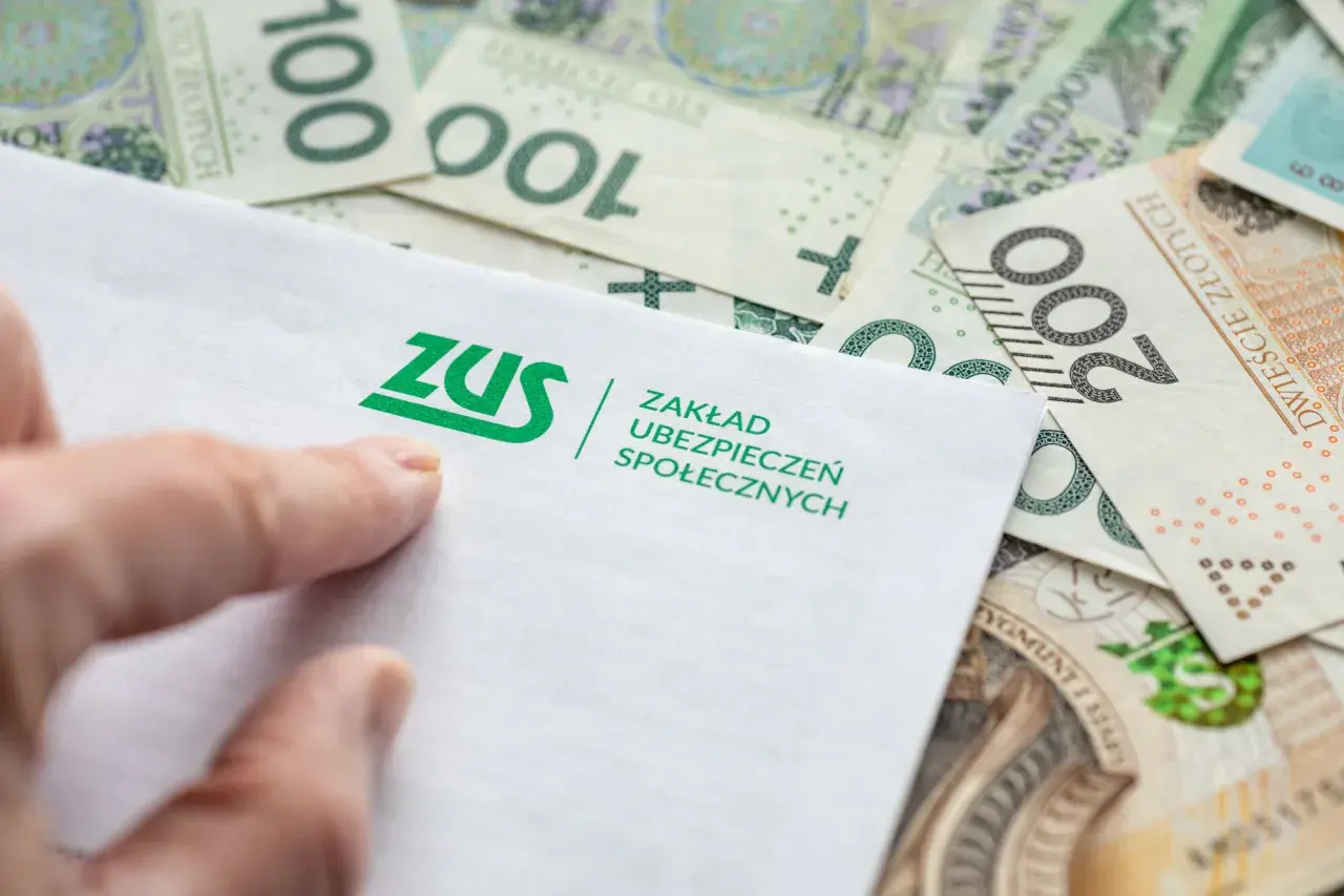 Twoja emerytura z ZUS: od czego zależy i jak ją podnieść?