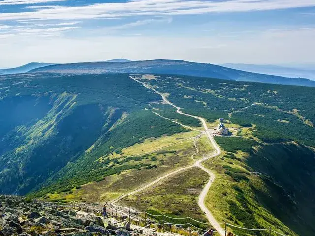 Karkonosze i Sudety - poznaj najpiękniejsze pasma górskie Polski