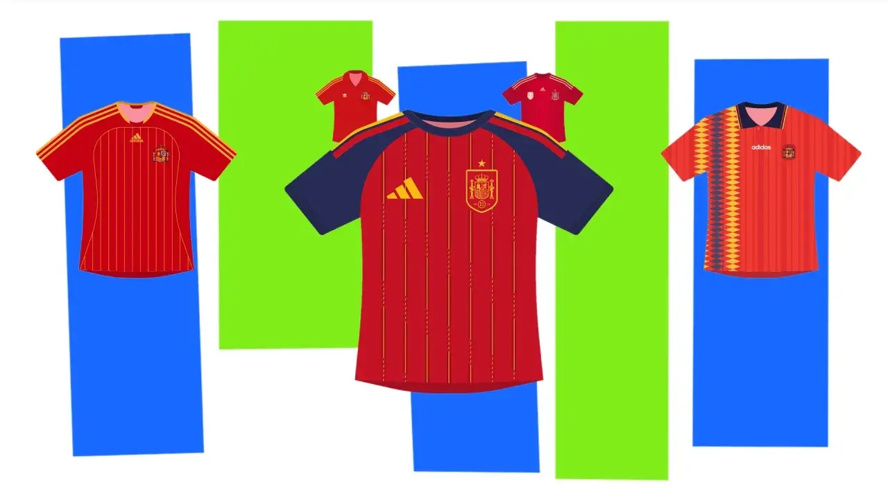 Varias camisetas de fútbol de España, incluyendo un diseño que podría ser la camiseta mundial españa 2026, con franjas rojas y detalles amarillos y azules.
