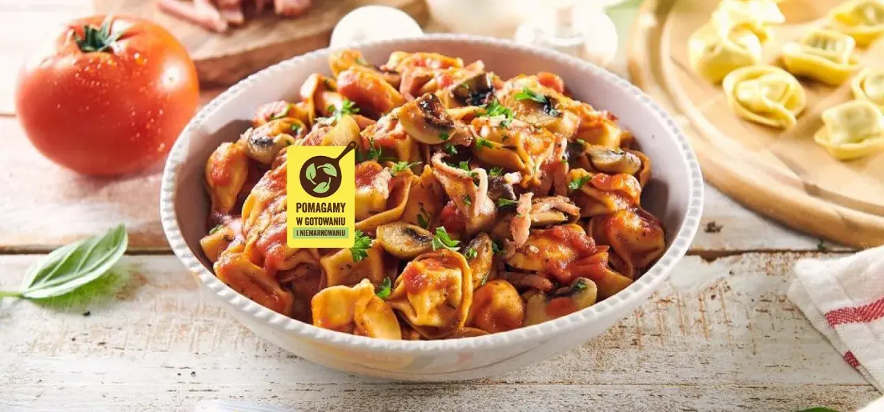 Tortellini z szynką parmeńską: Szybkie przepisy, sosy i triki!