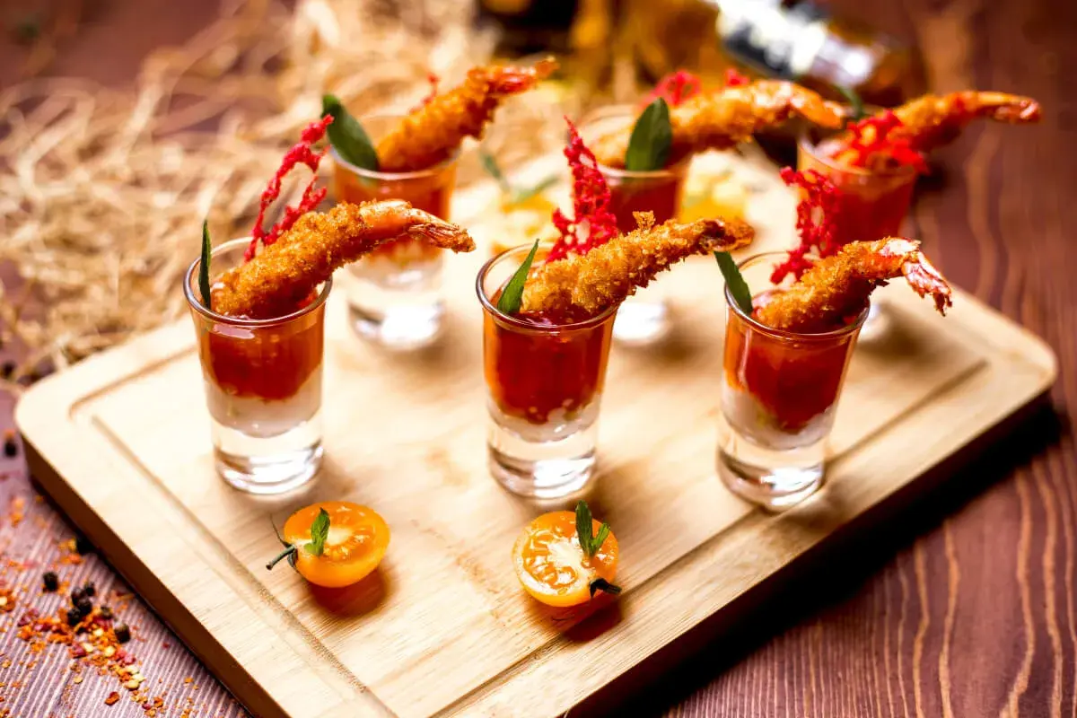 Tapas co to takiego? Odkryj ich smak i kulturowe znaczenie
