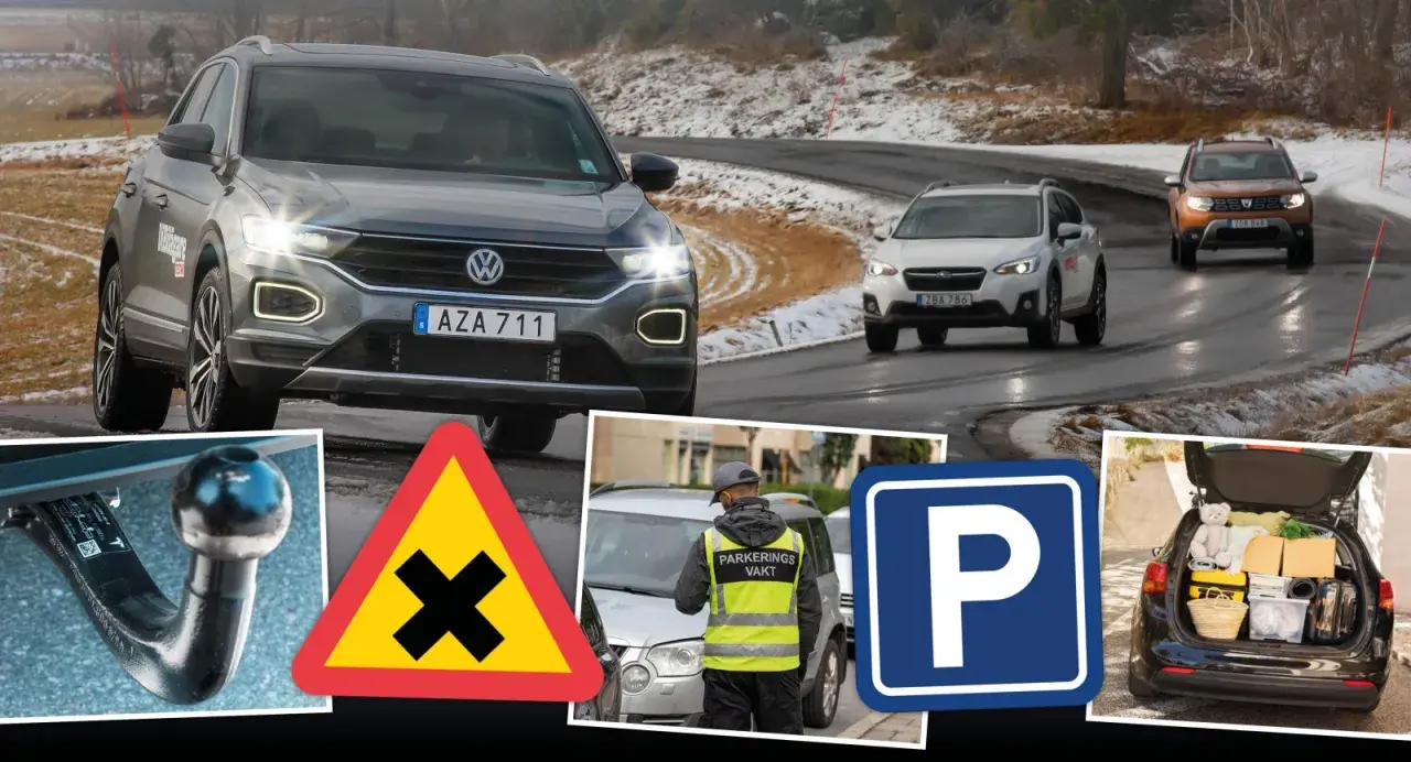 Biltest och trafikregler test. En grå Volkswagen T-Roc kör på en snöig väg, följd av en Subaru Crosstrek och en Dacia Duster. I förgrunden syns en dragkrok, en varningsskylt för korsning, en parkeringsvakt och en parkeringsskylt.