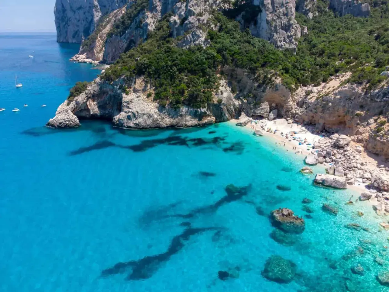 Spiagge Italiane di Tendenza: Le Mete Imperdibili per l'Estate
