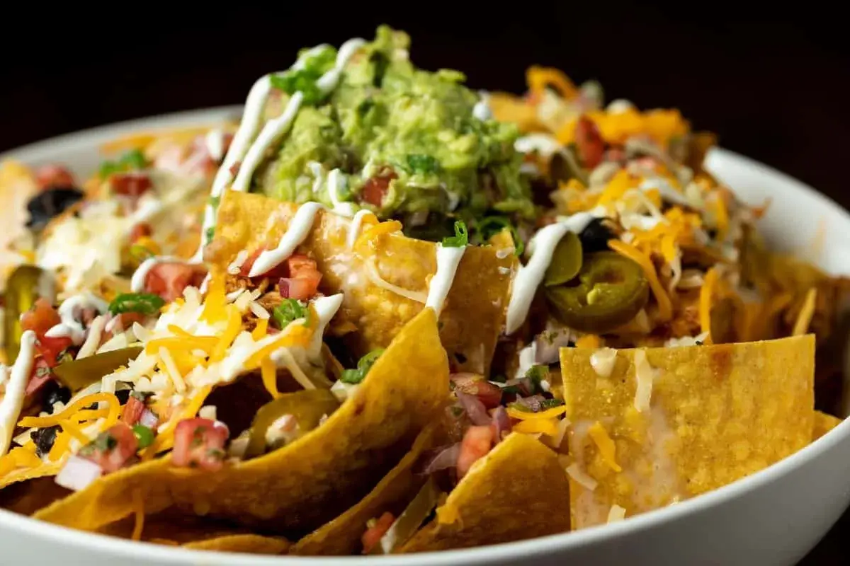 ¿Cómo hacer y servir los nachos perfectos? Tu guía completa