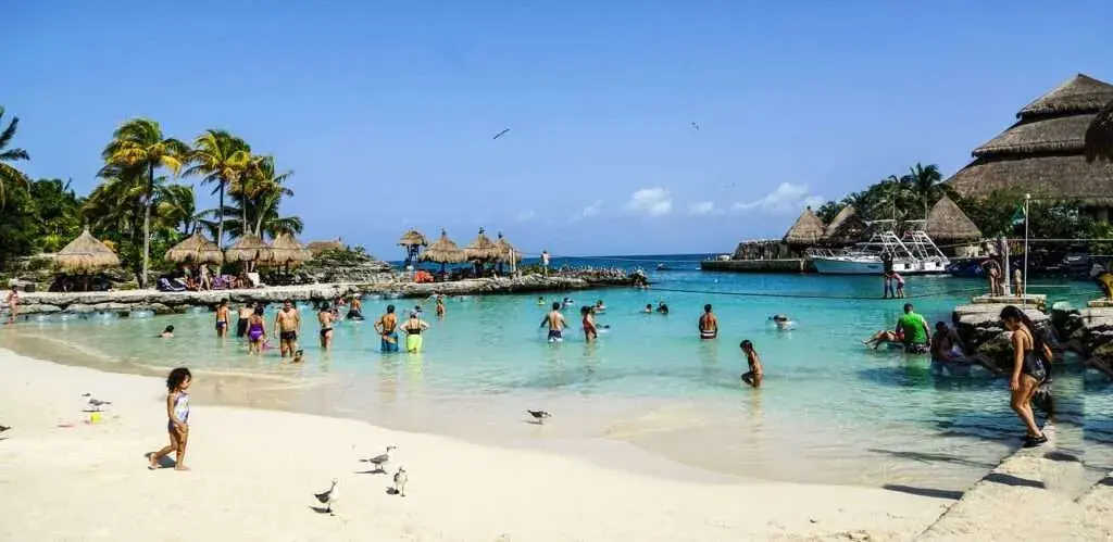 Kiedy jechać do Cancun, aby uniknąć deszczu i cieszyć się słońcem