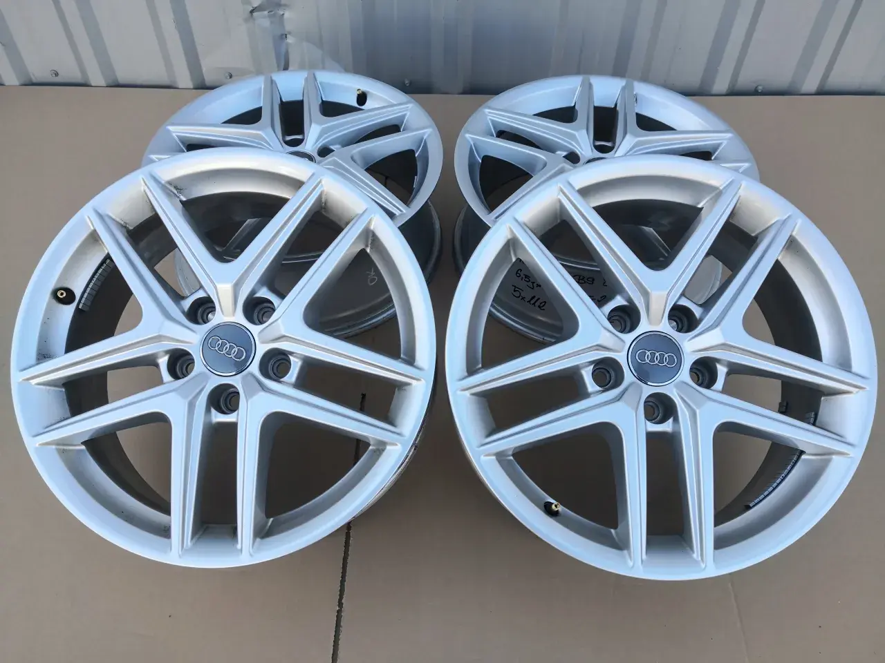 Jakie et felg 17 do Audi A4 B8? Uniknij problemów z dopasowaniem