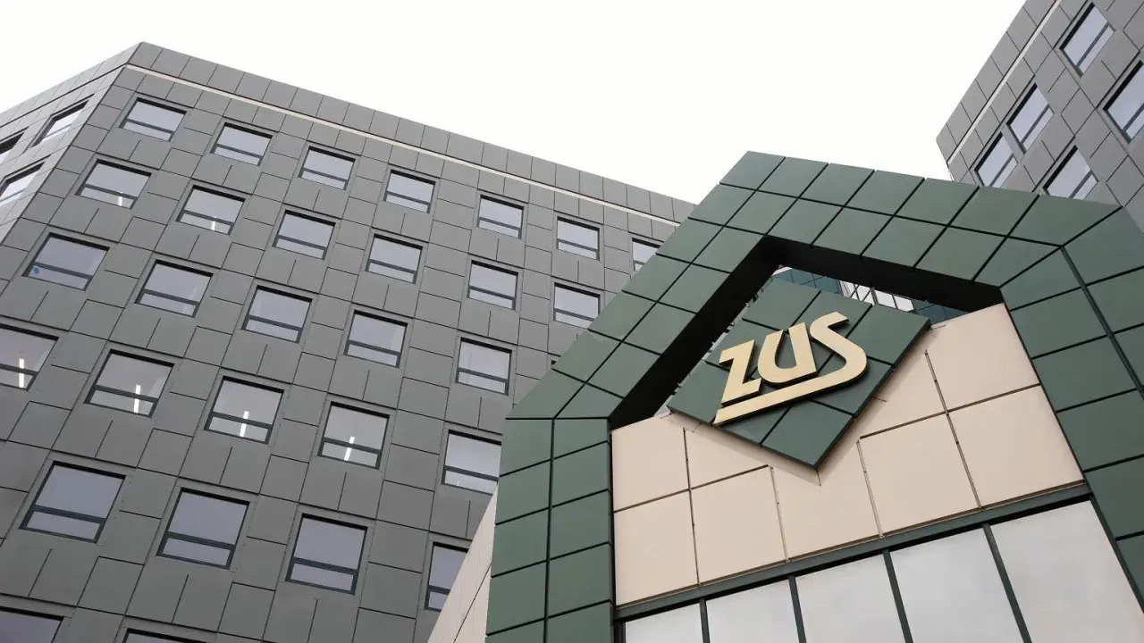 Budynek ZUS. Chcesz wiedzieć, jak sprawdzić, czy jesteś zatrudniony? ZUS to miejsce, gdzie uzyskasz odpowiedzi.