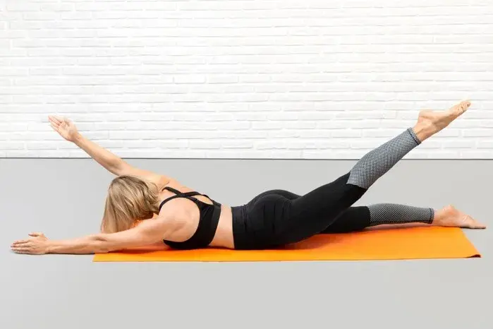 Pilates jakie ćwiczenia wybrać, aby wzmocnić ciało i poprawić postawę