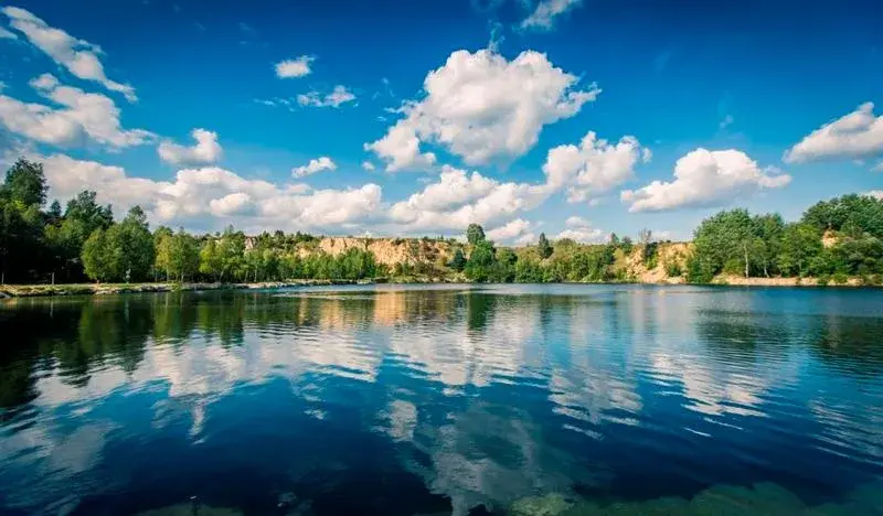 Najlepsze atrakcje w Balatonie Trzebinia, które musisz poznać