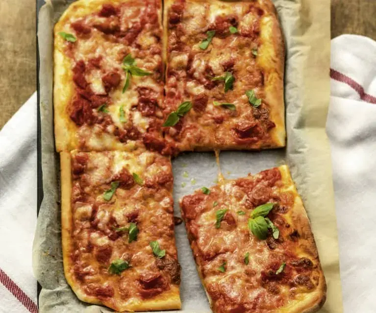 Jak zrobić pizzę margherita - łatwy przepis na idealne ciasto