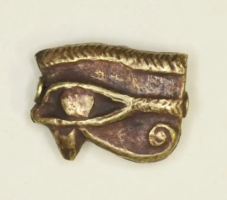 Oko Horusa - odkryj głębokie znaczenie symbolu w mitologii egipskiej