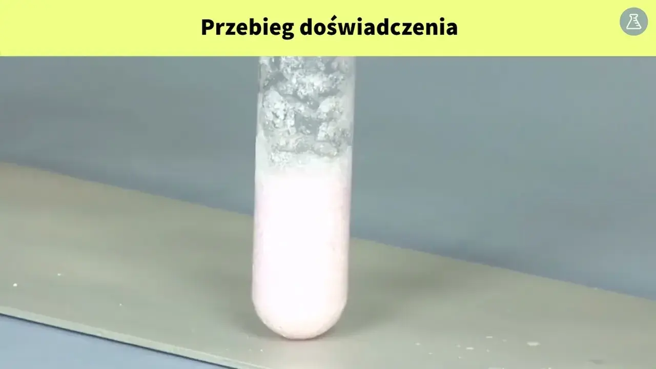 Jak powstaje mydło chemia - zrozumienie reakcji zmydlania i składników