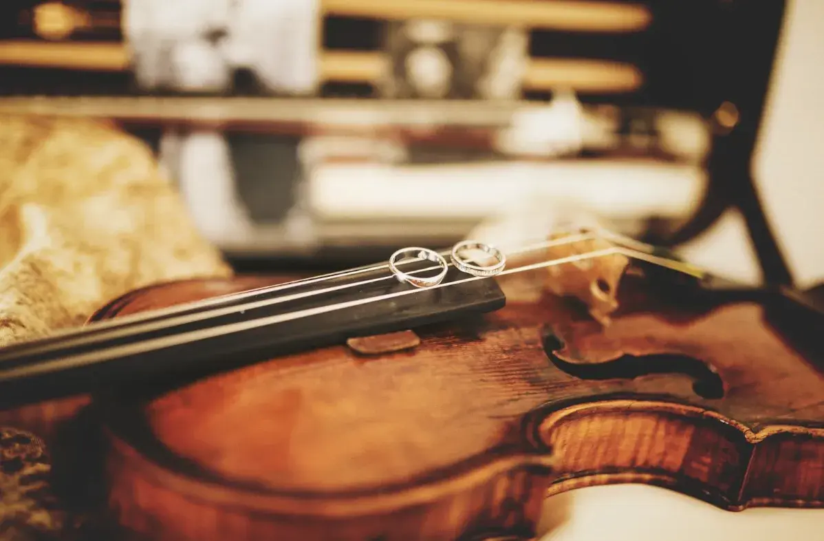 10 najdroższych instrumentów muzycznych wszech czasów