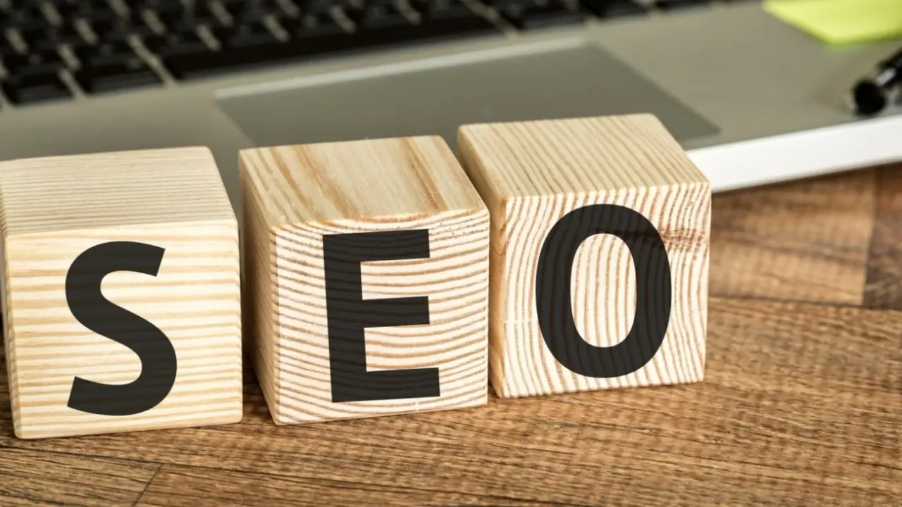 Optymalizacja strony na podstawie analizy konkurencji Strategie SEO