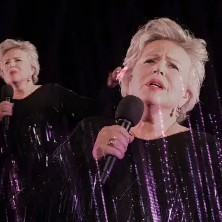 Krystyna Janda spektakl – najnowsze produkcje i ich emocjonujące tematy