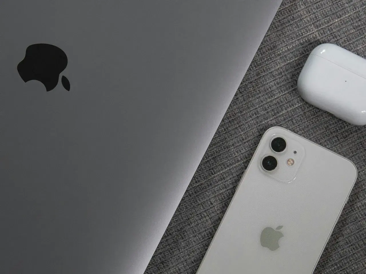 Jaki iPhone dla studenta będzie najlepszym wyborem?