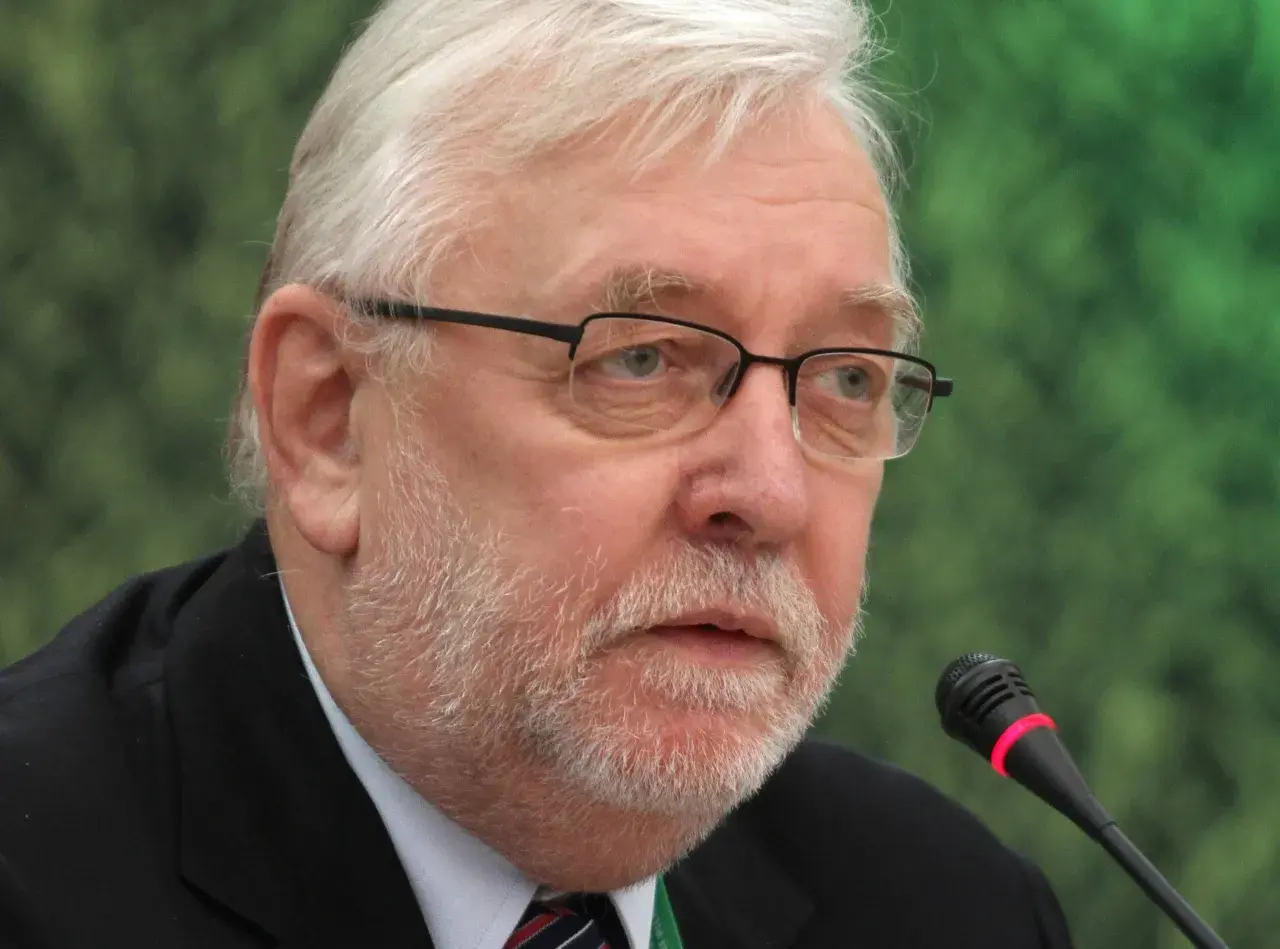 Jak zlikwidować Senat w Polsce? Poznaj trudne wyzwania i konsekwencje