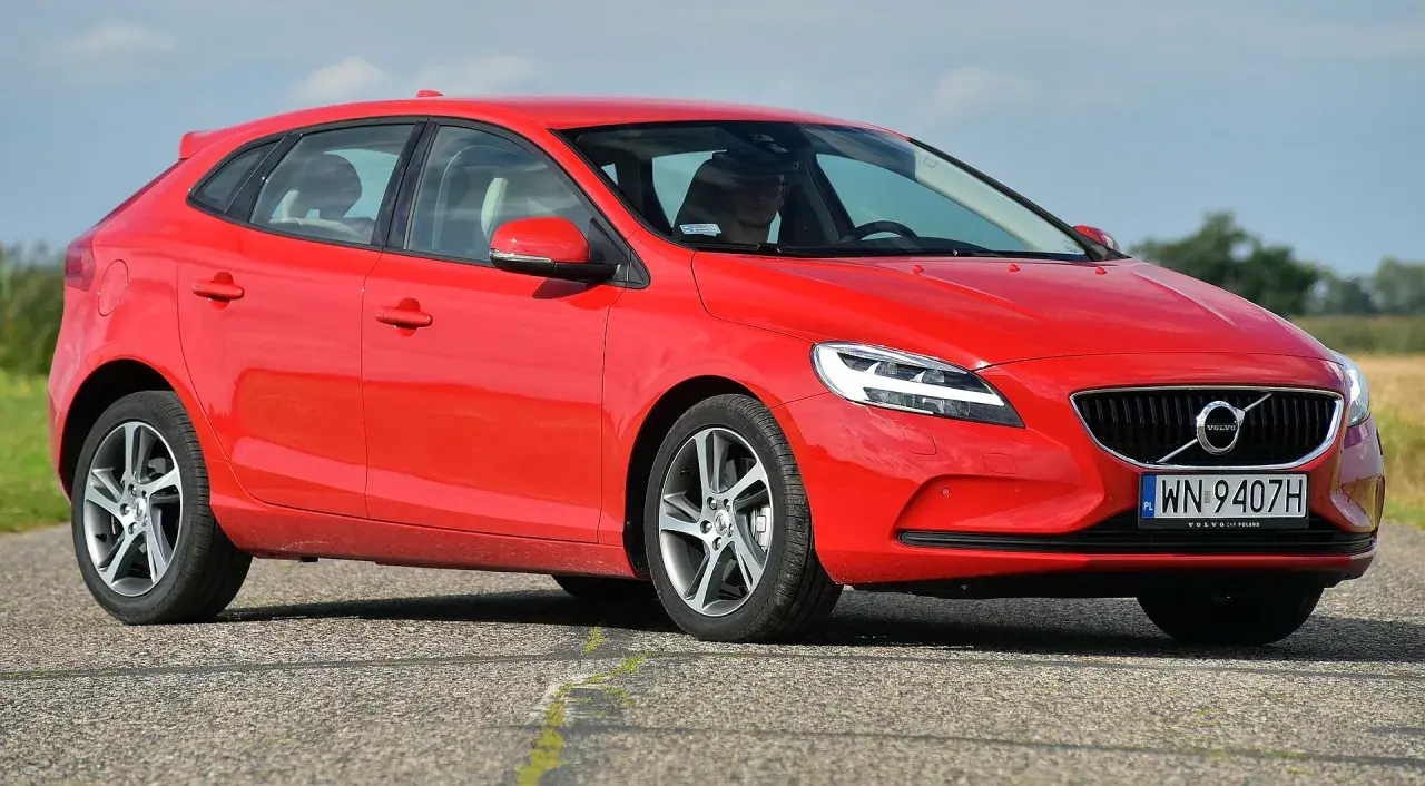 Volvo V40 jaki silnik wybrać - uniknij kosztownych błędów przy wyborze