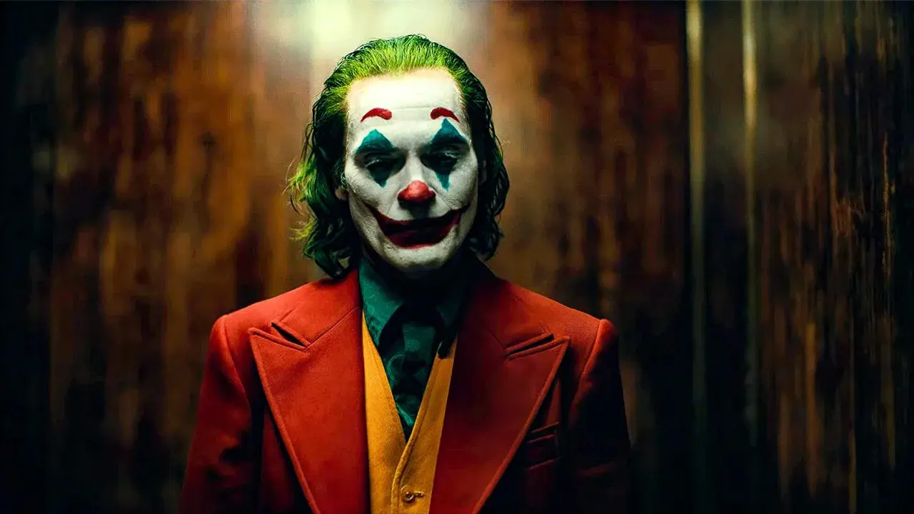 Joker analiza: Głęboka interpretacja filmu i jego przekazu