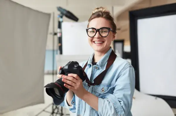 Wybór obiektywu na imprezy: 5 sprawdzonych rozwiązań fotograficznych