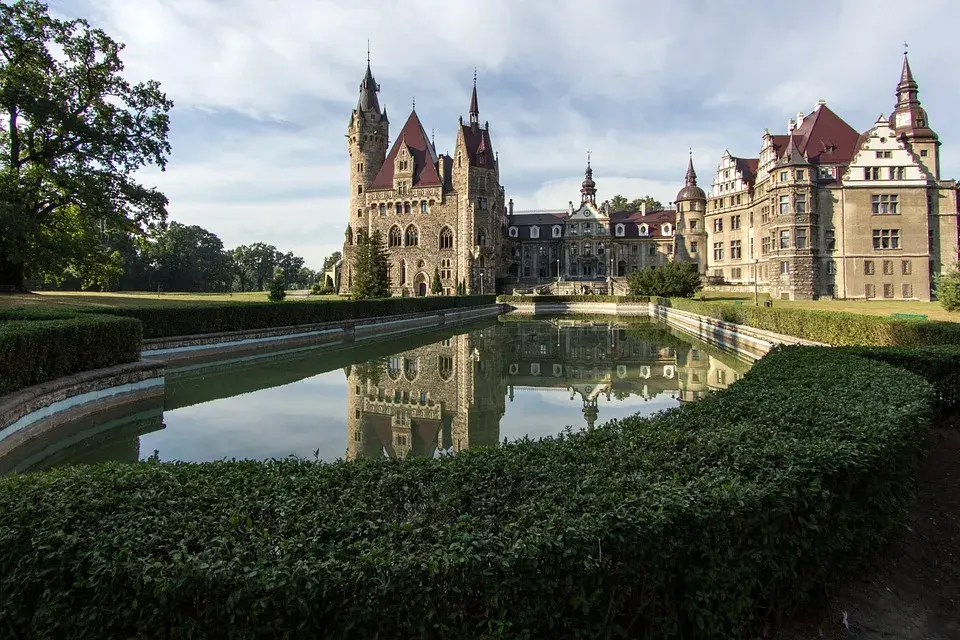 Najpiękniejsze pałace na Śląsku do zwiedzania – odkryj ich historię
