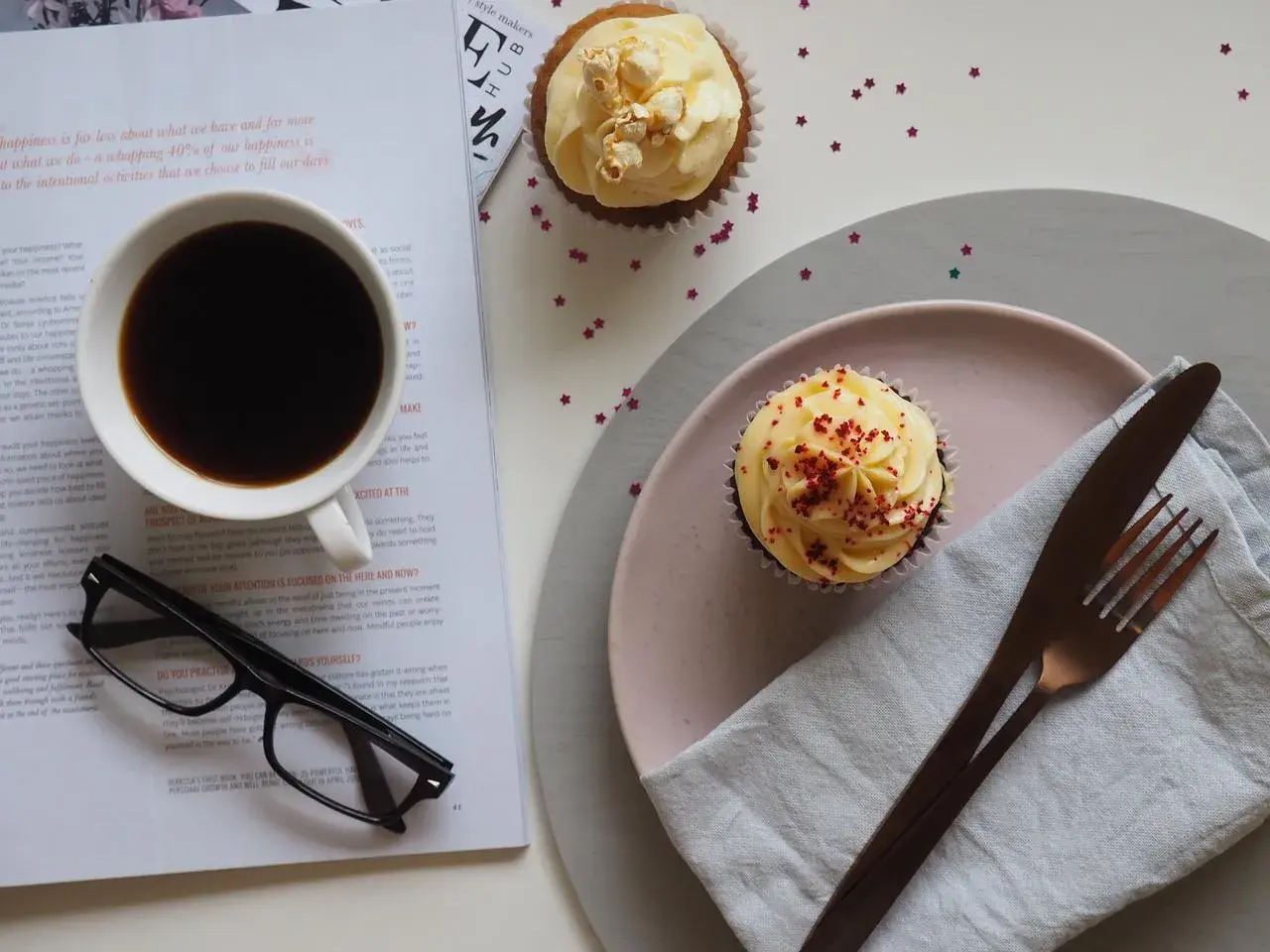 Ile kalorii ma muffinka czekoladowa? Sprawdź, czy warto ją jeść!