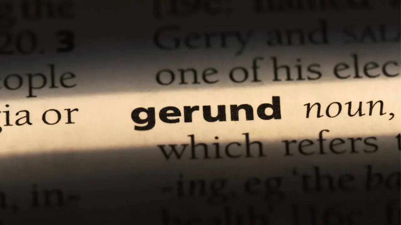 La parola "gerund" in inglese, definita come sostantivo, è evidenziata in un dizionario.