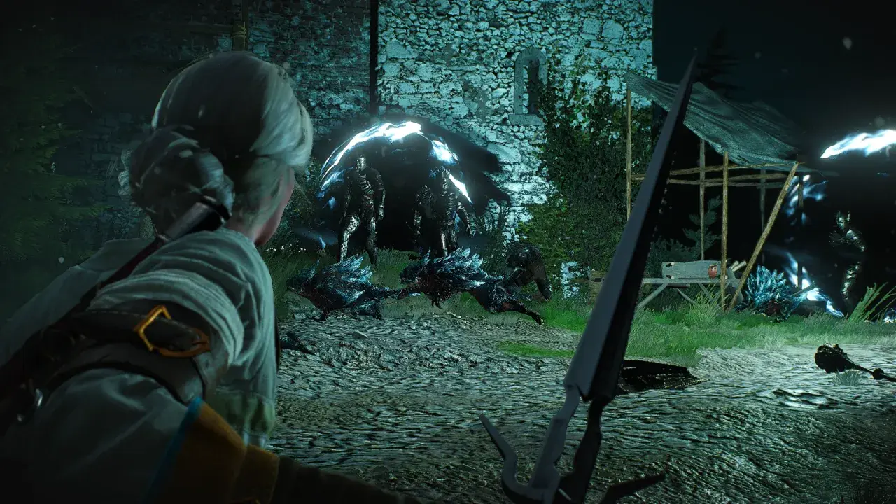 Ciri walczy z potworami, by dostać się do Kaer Morhen w Wiedźminie 3.