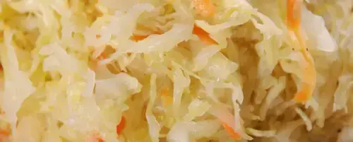 Czy pies może jeść kapustę kiszoną? Dieta dla psa