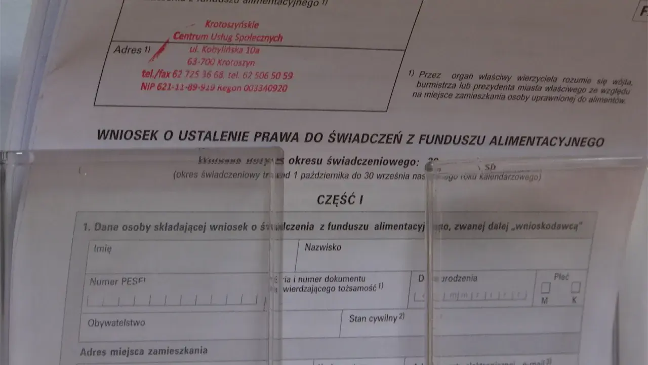 Wniosek o świadczenia z funduszu alimentacyjnego. Dokument ten jest kluczowy, gdy fundusz alimentacyjny wypłaca alimenty.