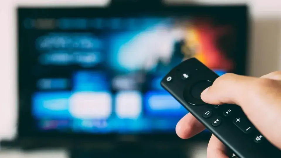 Jak podłączyć Netflix do telewizora - proste metody i porady