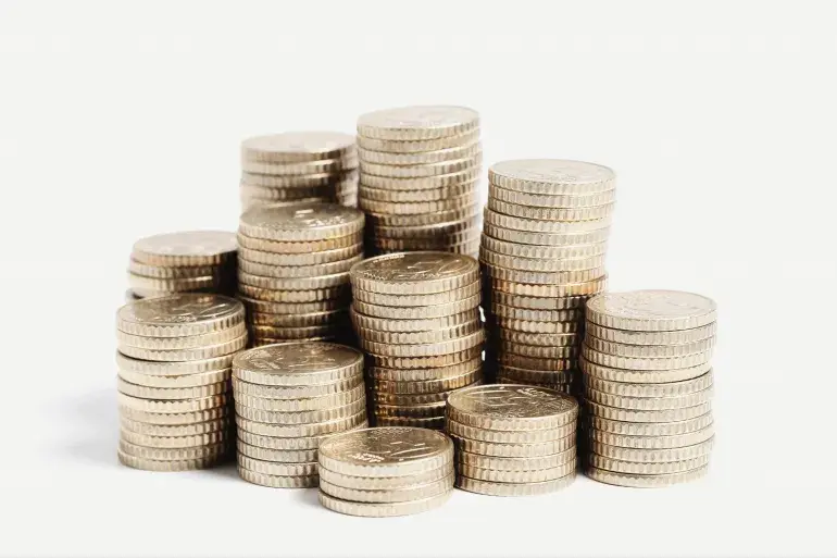 Bitcoin to piramida finansowa? Prawda, która może cię zaskoczyć i ochronić przed stratą