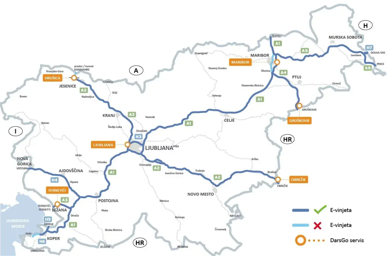 Mapa Słowenii z zaznaczonymi autostradami i punktami obsługi. Winiety Słowenia - sprawdź, gdzie kupić.