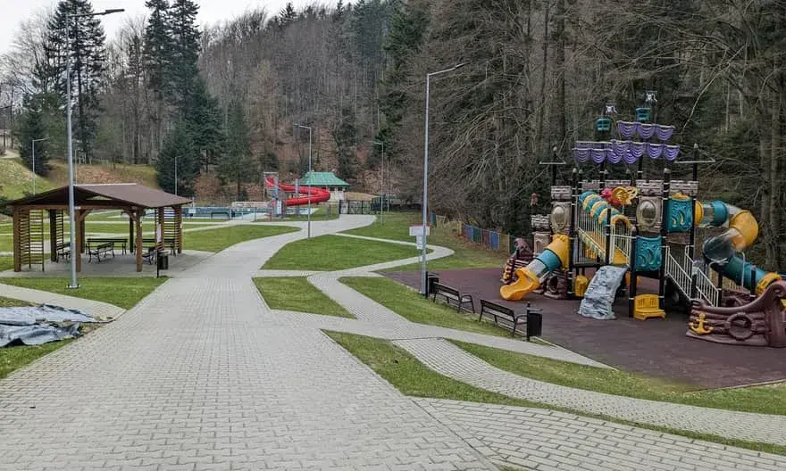 Atrakcje w Iwoniczu Zdroju, które zaskoczą każdego turystę